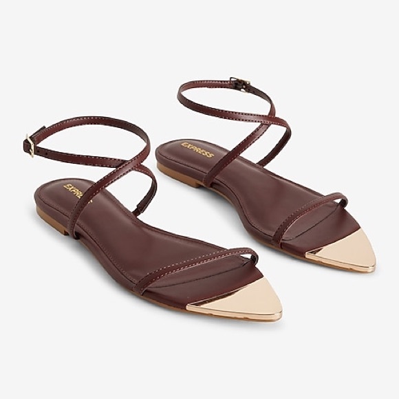 NEW Metallic Pointed Toe Strappy Flat Sandals SIZE 8 - Picture 1 of 7